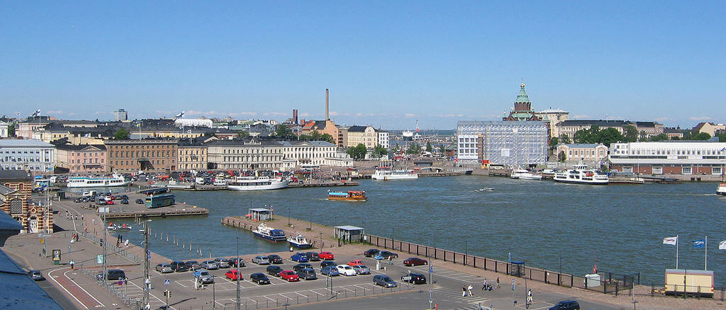 como llegar desde el puerto de Helsinki al centro