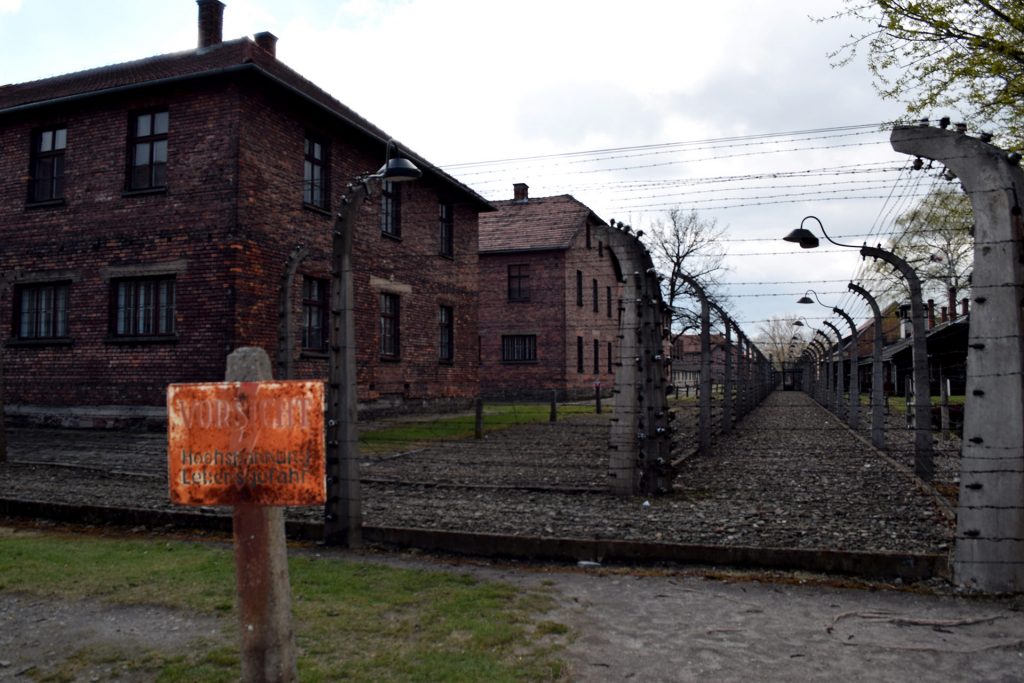 vallas campo concentracion Auschwitz