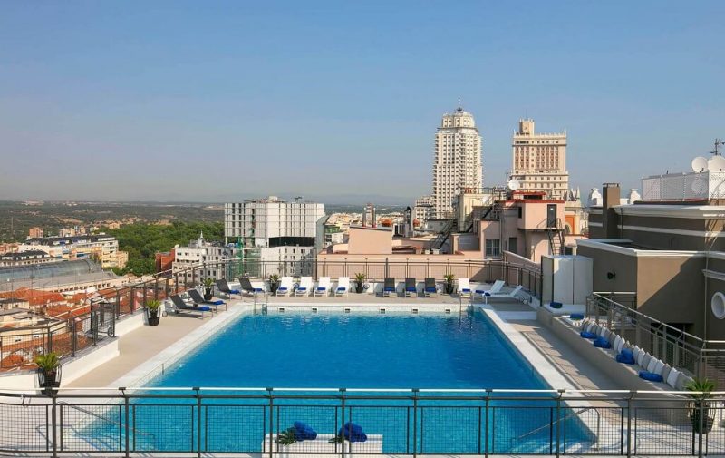 piscina privada Madrid hotel emperador