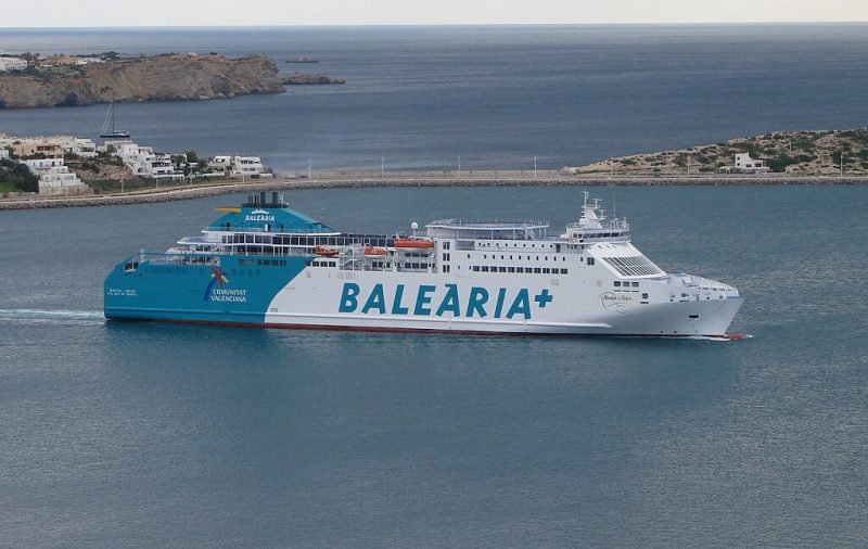 ventajas de viajar en ferry a ibiza