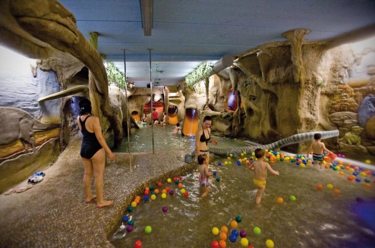 Balnearios para ir con niños en España