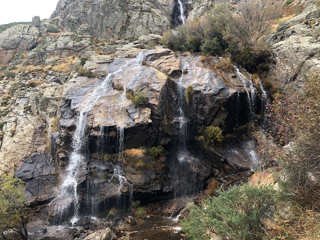 Escapada de fin de semana, La Chorrera de los Litueros, un espectáculo natural cerca de Madrid