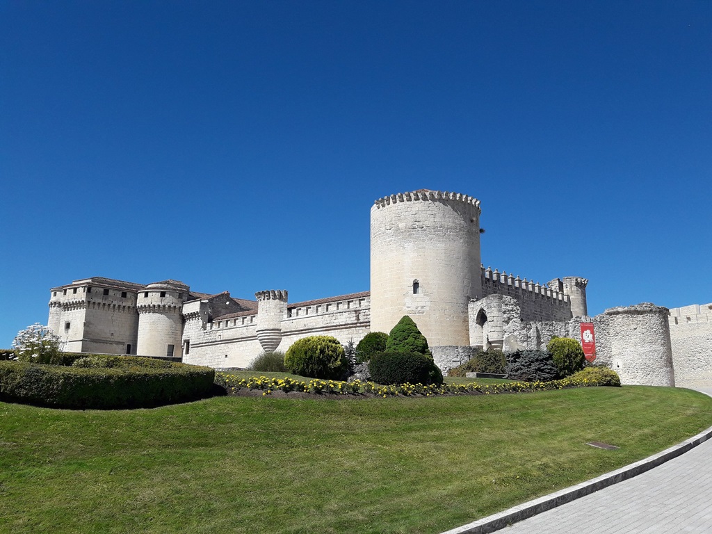 castillo-de-cuellar