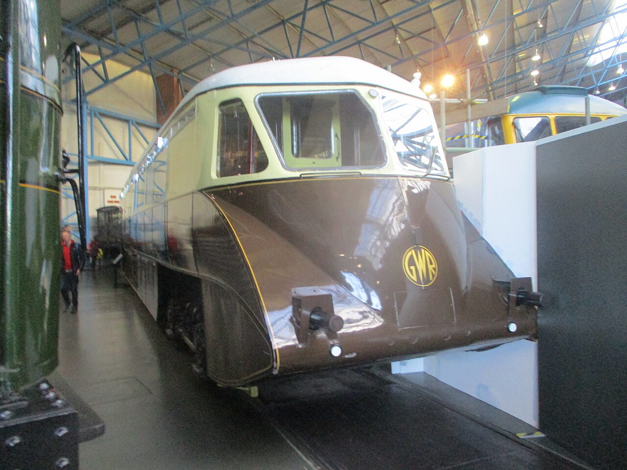 Locomotora histórica expuesta en el National Railway Museum de York
