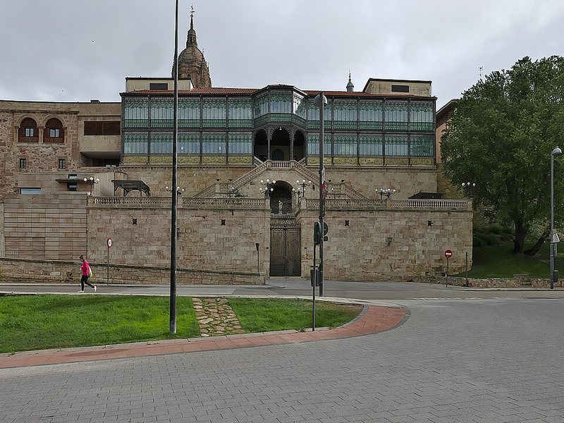 Fachada del Museo Art Nouveau y Art Decó Casa Lis en Salamanca