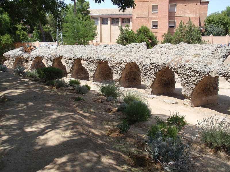 Restos del Circo Romano de Toledo, junto a la zona de aparcamiento gratuito del Paseo de Recaredo