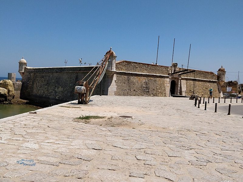 Forte da Ponta da Bandeira, a la entrada del puerto de Lagos