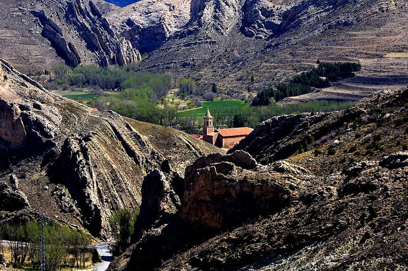 Pliegues geológicos del Parque Geológico de Aliaga, Teruel