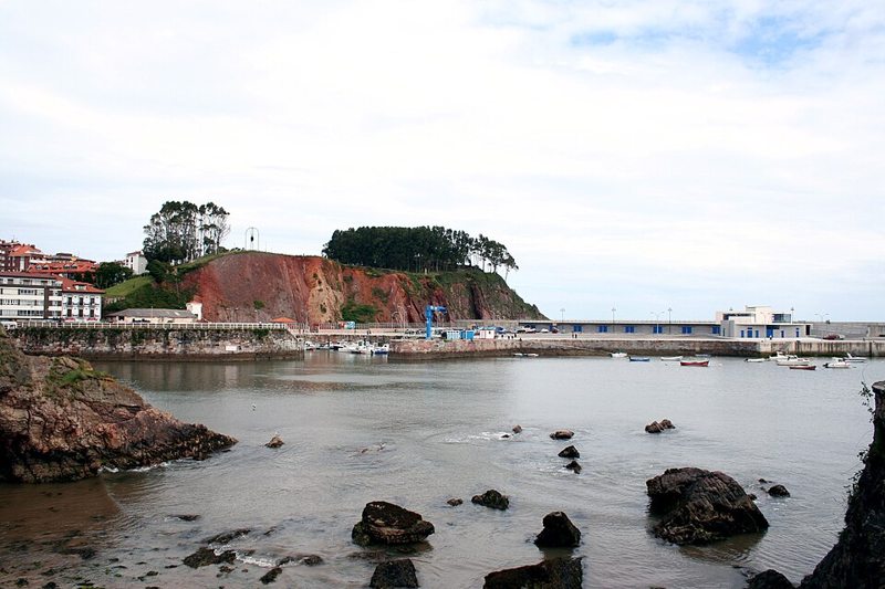 Puerto de Candás, villa marinera del concejo de Carreño en Asturias